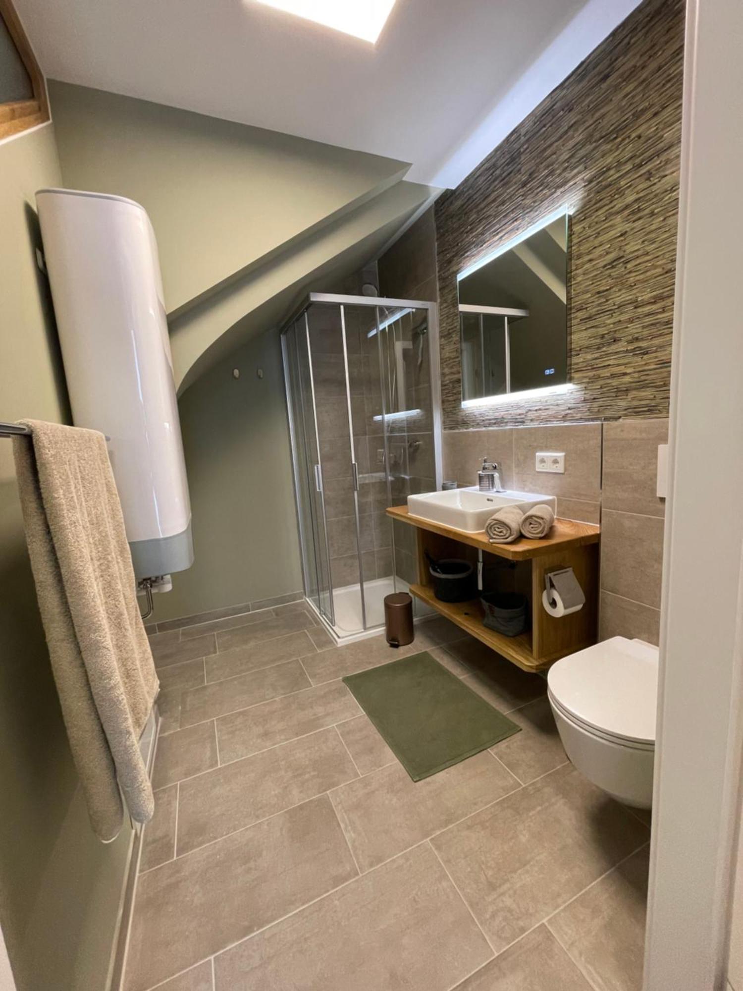Die Tauplitz Lodges - Adler Auszeit Lodge D6 By Aa Holiday Homes Esterno foto
